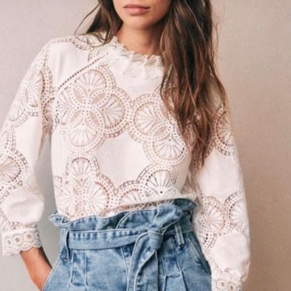Sézane Other - A Paris SÉZANE Dentelle Blouse